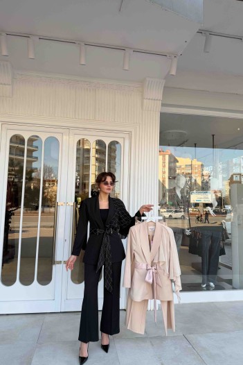 MOON ÖZEL SERİ TAŞ DETAYLI TAKIM