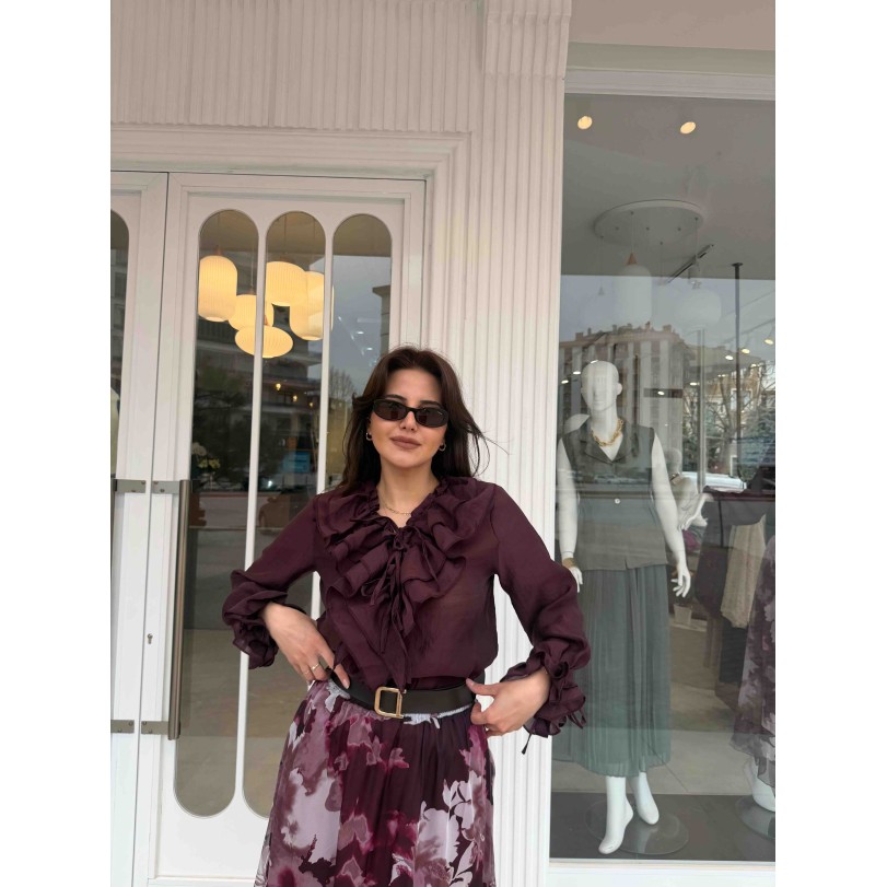 HATUN ETEKLİ KEMERLİ TAKIM