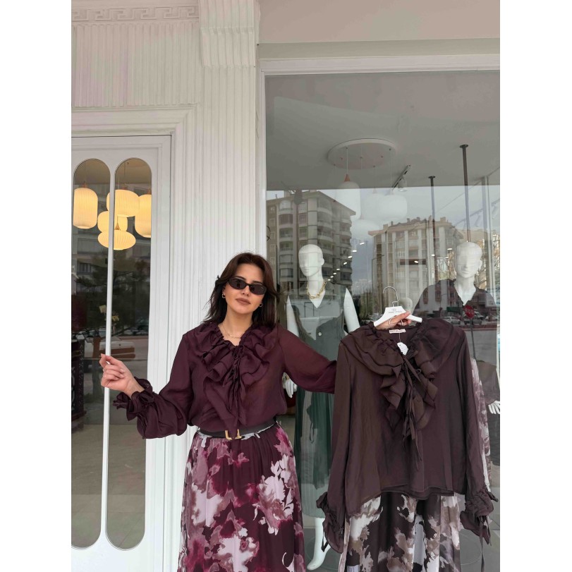 HATUN ETEKLİ KEMERLİ TAKIM