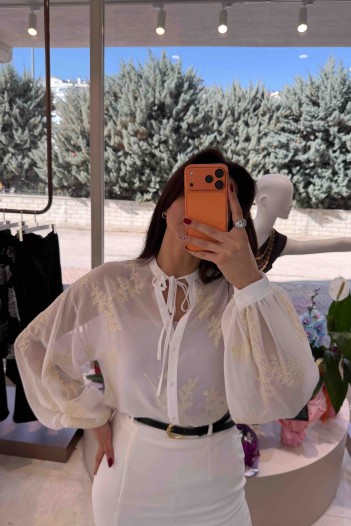 SAATEN NAKIŞLI GÖMLEK