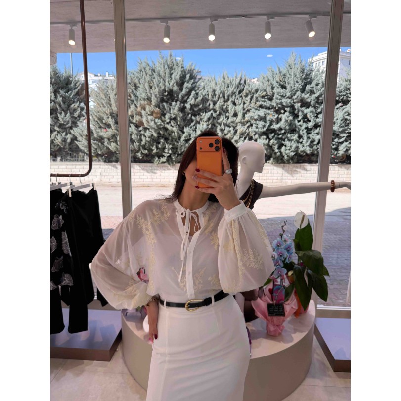 SAATEN NAKIŞLI GÖMLEK