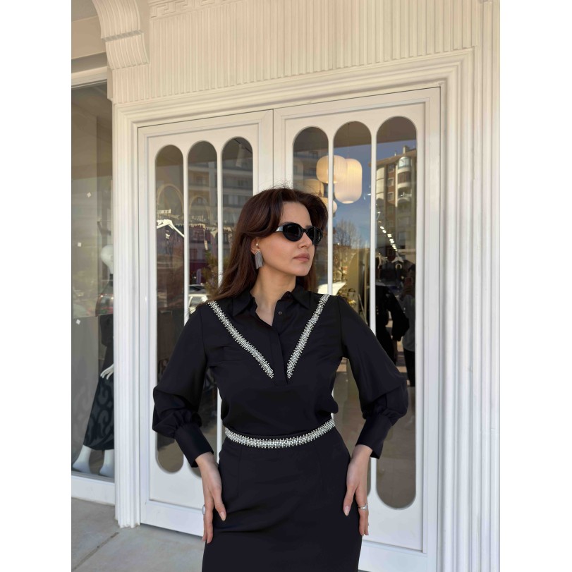 SAATEN ETEKLİ TAKIM