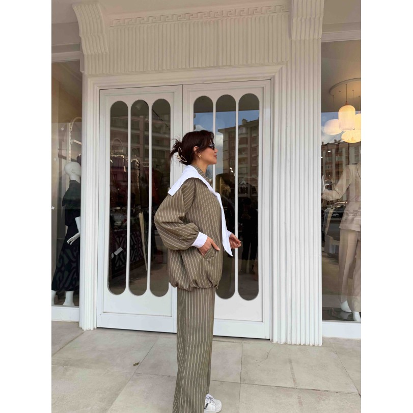 KEIVA ÇİZGİLİ MODERN TAKIM